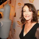 Tress MacNeille