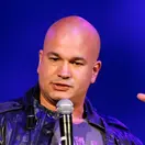 Robert Kelly